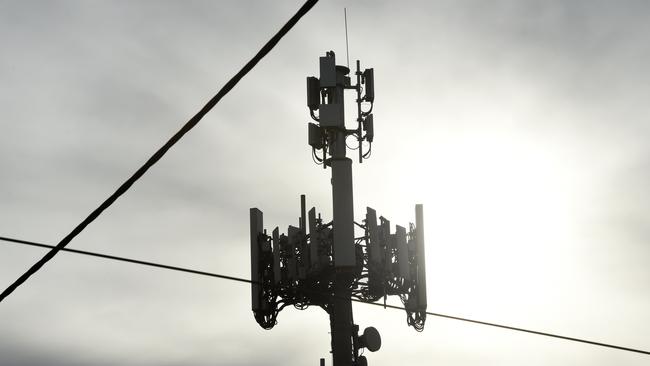 MELBOURNE, AUSTRALIA - NewsWire Photos MAY 25, 2022: Generic telecommunications images. A mobile phone tower in Melbourne. Picture: NCA NewsWire / Andrew Henshaw