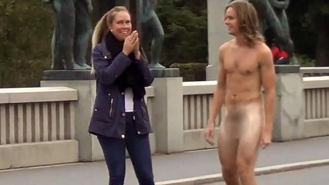 Dating prank show - Real Naked Girls