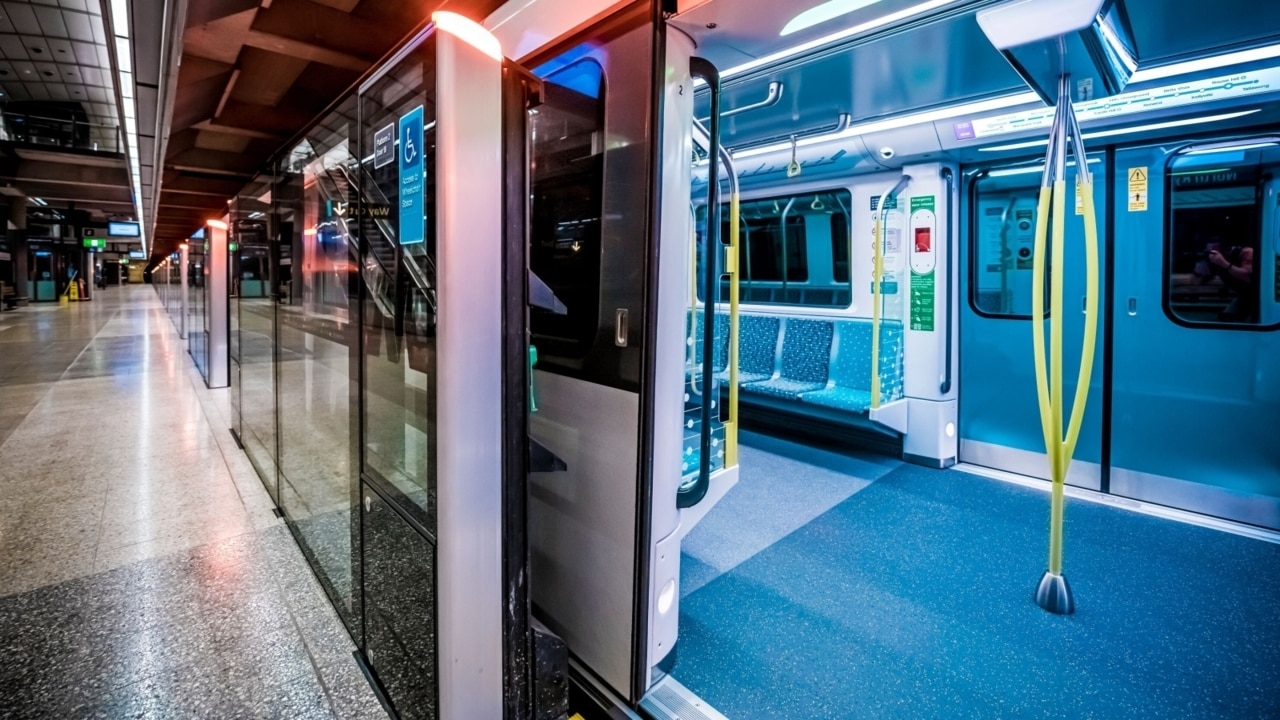 Over 120,000 used Sydney’s new Metro on its first day