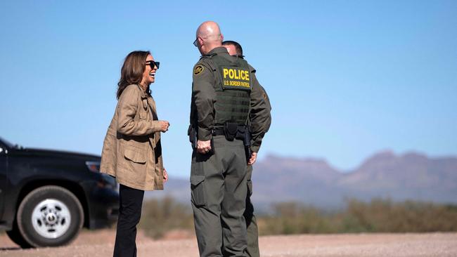 Kamala Harris tours the border wall in Douglas, Ariz., on Sept. 24 with Border Patrol Tucson sector chief John Modlin. Picture: Rebecca Noble/AFP