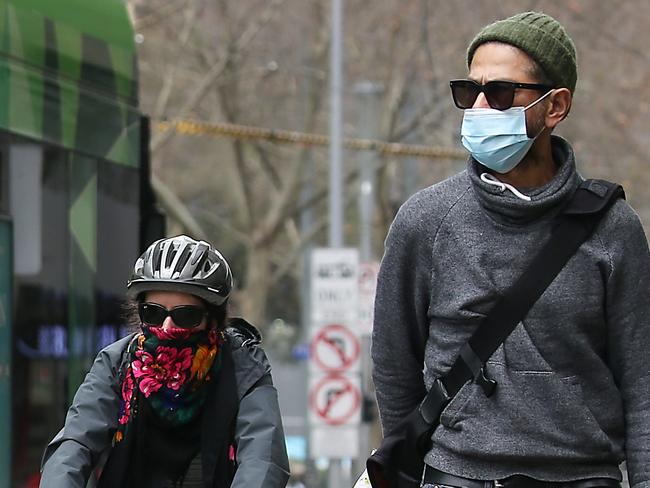 MELBOURNE , AUSTRALIA- NewsWire Photos, JULY 27 , 2020 - The wearing of masks or face coverings  across Melbourne has become mandatory as the state of Victoria is gripped by a second wave of COVID-19. Picture : NCA NewsWire / Ian Currie