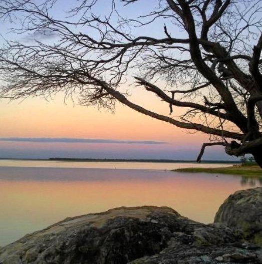 The sun sets over Lake Maraboon. Picture: TripAdvisor