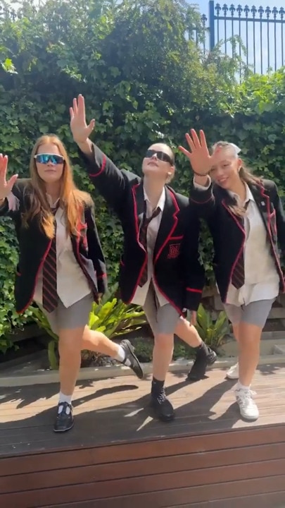 Victorian Year 12 students count down final days of school