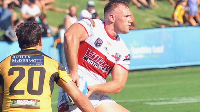 Sunshine Coast Falcons (black &amp; gold) v's Redcliffe Dolphins (red &amp; white). Redcliffe 18 Matt Lodge, Falcons 20 Tom Geraghty. Photo Greg Miller