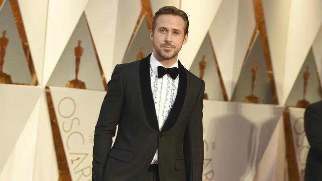 Ryan Gosling plays it cool in a tux. Picture: Getty