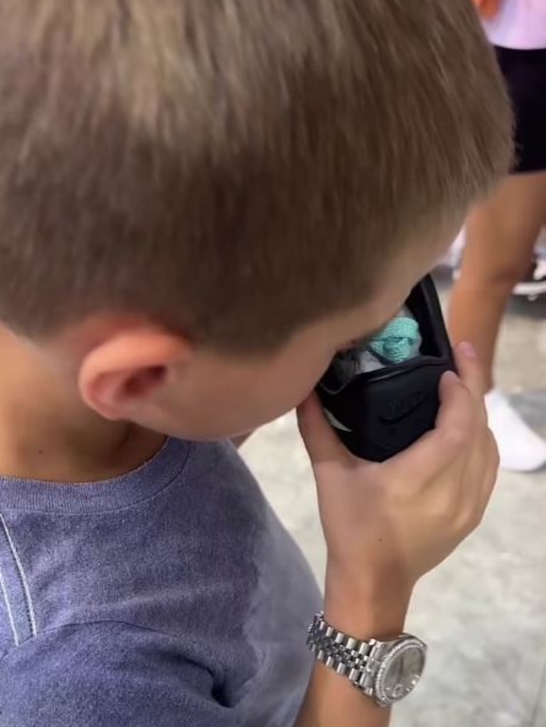 Hunter inspects a show while shopping. Picture: Instagram/Roxy Jacenko