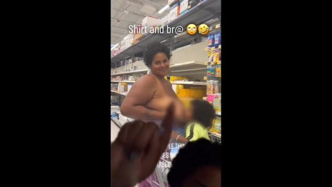 Mom Is Slut-Shamed for Breastfeeding in Public Because She's Busty but It's  Not Sexual