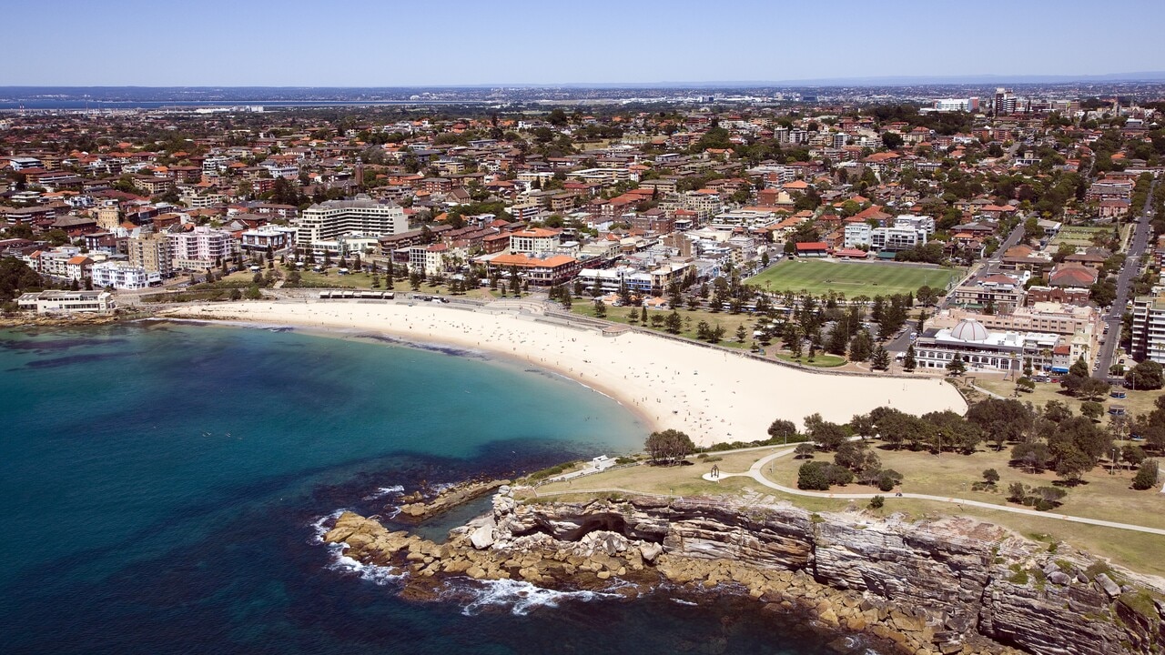 Mysterious debris appears on Sydney beach