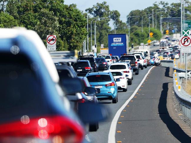 Heavy traffic on the M1 Pacific Motorway near the Gateway merge.Picture: NIGEL HALLETT