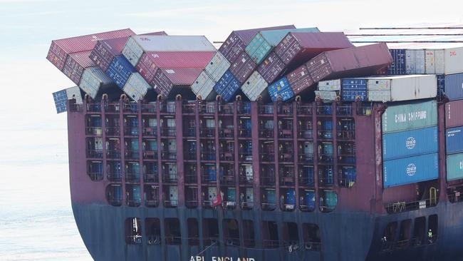 The container ship APL England arrives at the Port of Brisbane. Picture: Peter Wallis