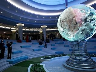 North Korea plans moon landing