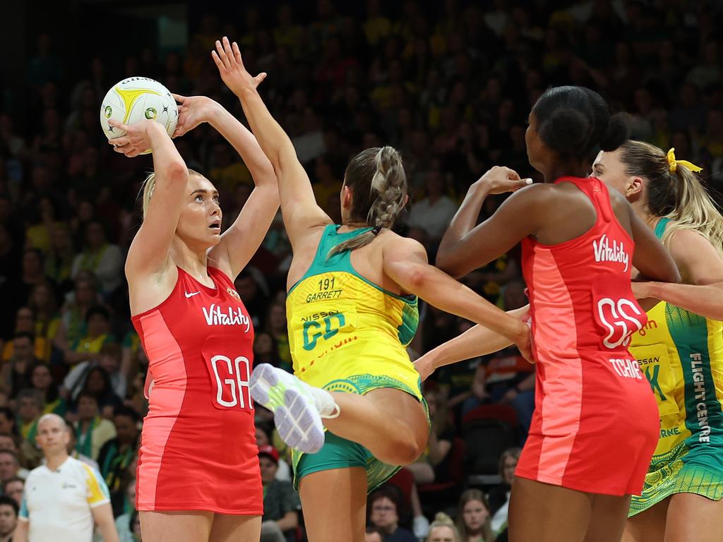 SYDNEY, AUSTRALIA - SEPTEMBER 22: Helen Housby of the Roses prepares to shoot during game two of the international series between Australia Diamonds and England Roses at Qudos Bank Arena on September 22, 2024 in Sydney, Australia. (Photo by Mark Metcalfe/Getty Images)