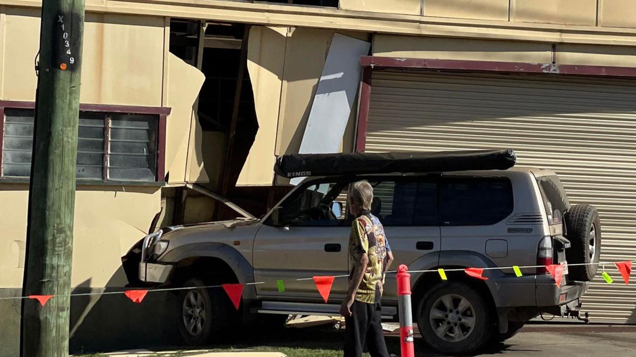 Man’s lucky escape as car crashes into Gympie council building | The ...