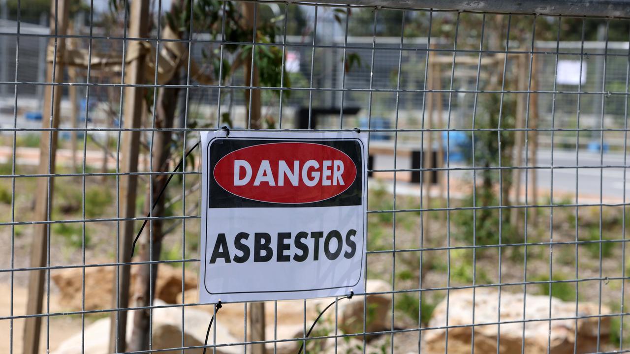 The Rozelle Parklands was closed after asbestos was discovered. Picture: NCA NewsWire/Damian Shaw.