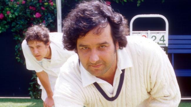 Which sport is featured in the 2002 Australian film Crackerjack? Picture: Comedian / actor Mick Molloy and actor Samuel Johnson.