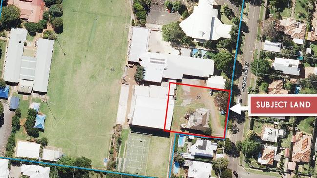 Toowoomba's Mater Dei Primary School has lodged plans to demolish a home covered by a character neighbourhood overlay, to make way for an expansion that will cater for an extra 100 students.