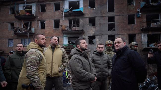 Zelensky inspects a residential building in Vyshgorod, damaged in a Russian missile attack.