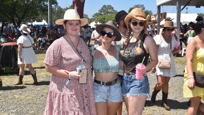 Georgi, Shahnti and Ashlee- CMC Rocks 2023 Willowbank Raceway