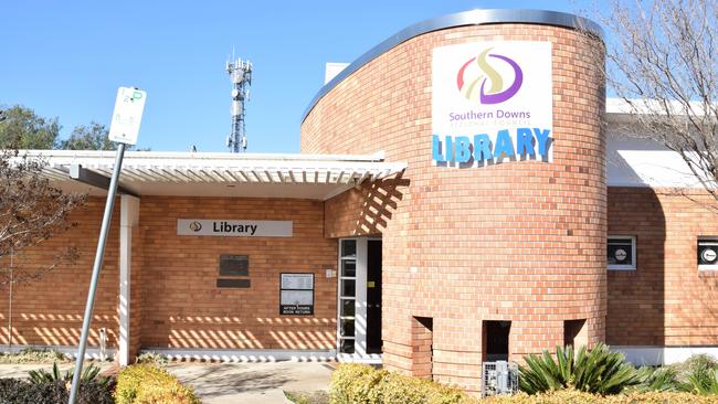 Southern Downs Regional Council. Warwick Library.