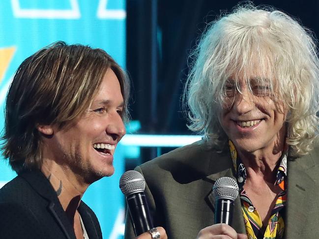 SYDNEY, AUSTRALIA - NOVEMBER 28:  Keith Urban and Sir Bob Geldof during the 32nd Annual ARIA Awards 2018 at The Star on November 28, 2018 in Sydney, Australia.  (Photo by Mark Metcalfe/Getty Images)