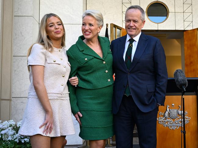 Bill Shorten with his wife Chloe and daughter Clementine after announcing his resignation. Picture: AAP