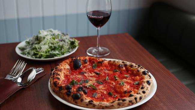 The brilliantly blistered tomato pizza with anchovies