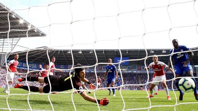 Danny Ward of Cardiff City scores his team's second goal past Petr Cech of Arsenal. Picture: Getty Images