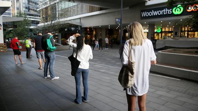 Social distancing outside Woolworths in Sydney’s Mascot. Picture: Nikki Short