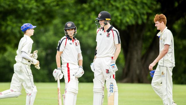 Dylan Kritzinger and Luke Davies of Terrace. (AAP Image/Renae Droop)