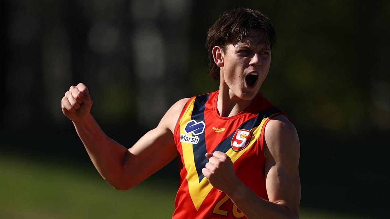 Scouting notes: Young talls turn heads in U18 champs opener