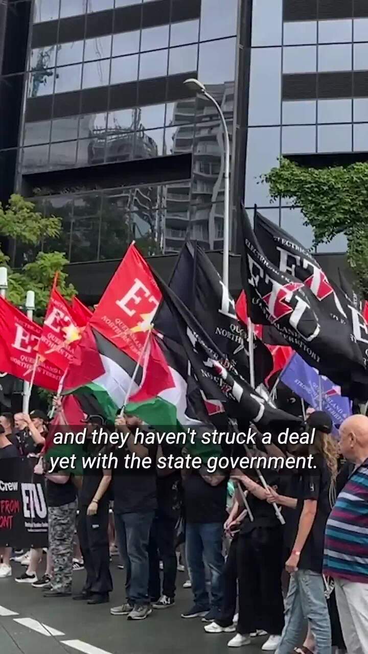Labor MPs join the Brisbane Labour Day March