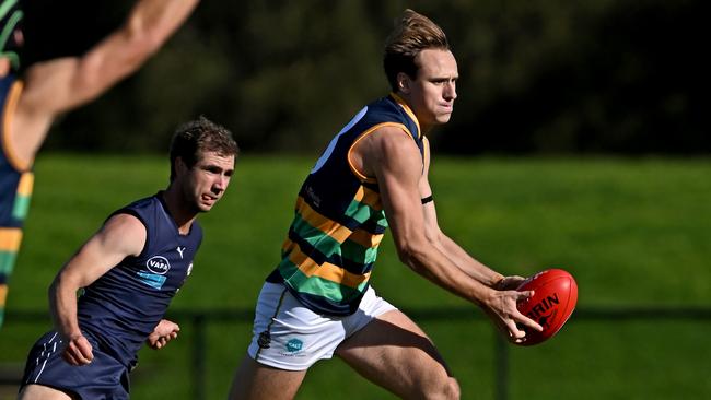 St KevinsÃ Alastair Richards during the VAFA Old Melburnians v St Kevins football match at Elsternwick Park in Brighton, Saturday, April 29, 2023. Picture: Andy Brownbill