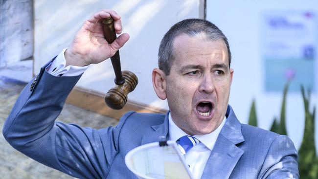 Auctioneer James Keenan in action in Sydney. Picture: Darren Leigh Roberts