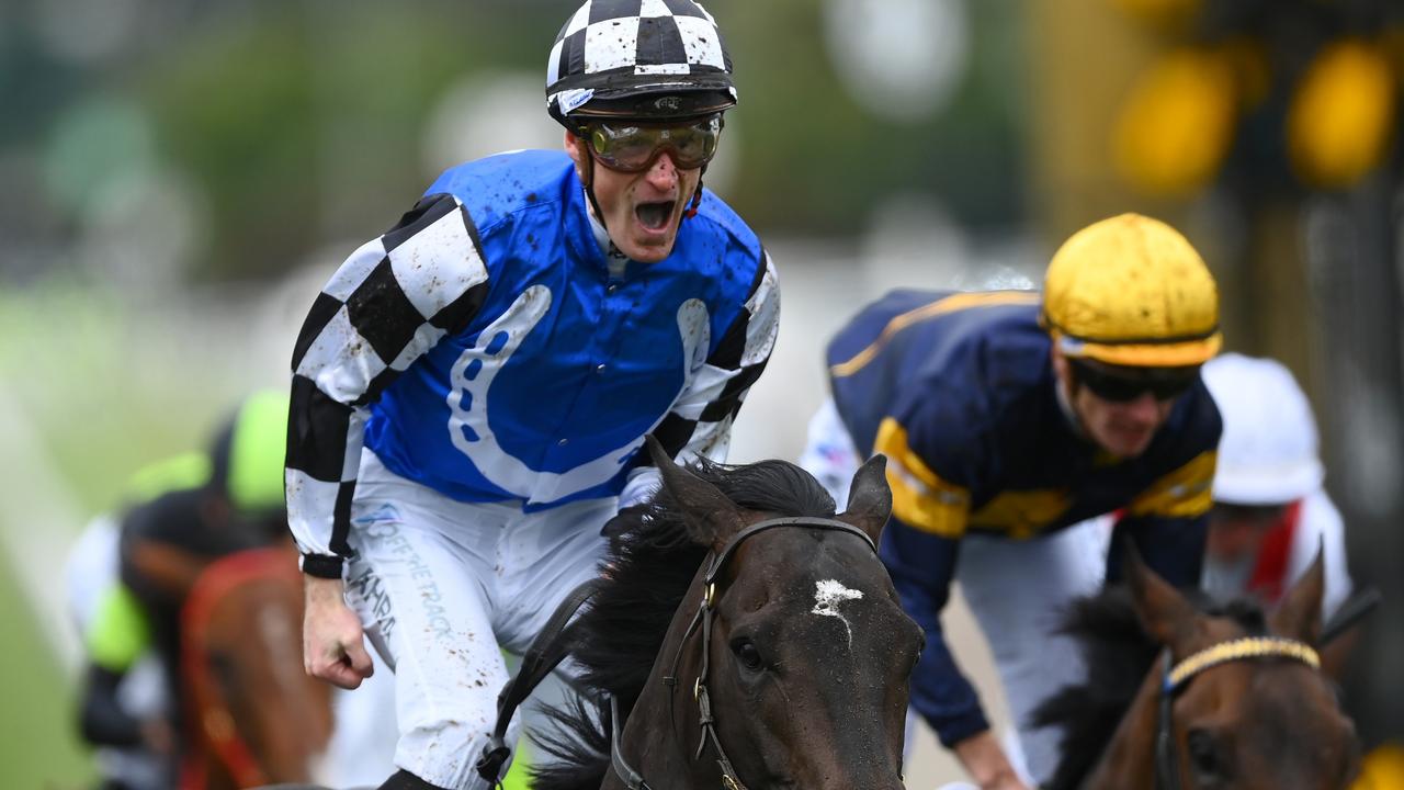 Melbourne Cupwinning jockey Mark Zahra set to skip Perth carnival