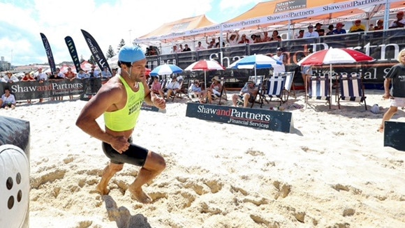 Kendrick Louis competing in the North Bondi round last year.