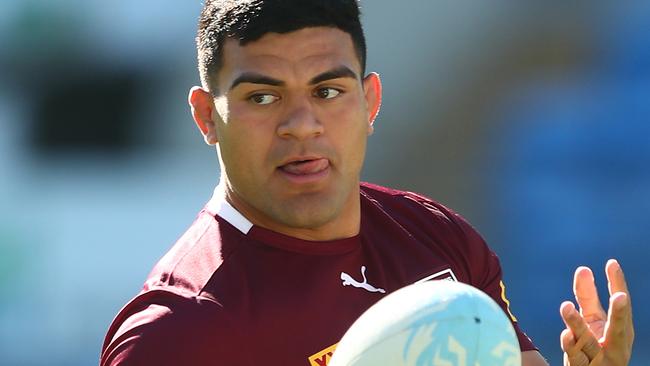 GOLD COAST, AUSTRALIA - JUNE 04: David Fifita passes during a Queensland Maroons State of Origin training session at Cbus Super Stadium on June 04, 2021 in Gold Coast, Australia. (Photo by Chris Hyde/Getty Images)