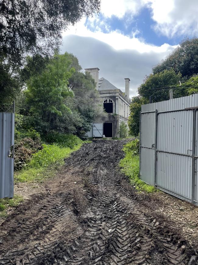 The St Georges Road property.