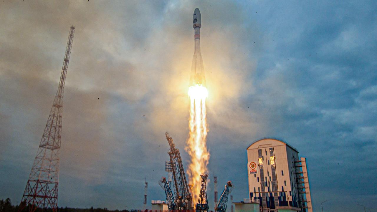 A Russian Soyuz 2.1b rocket with the Luna-25 lander blasts off from the launch pad at the Vostochny cosmodromem on August 11, 2023. Picture: Russian Space Agency Roscosmos / AFP