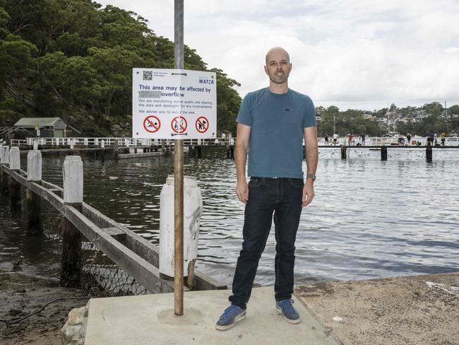 Cook MP Simon Kennedy unveiling an election promise to spend more than $1m fixing up Sydney's "worst swimming spot" at 38 Ellesmere Rd, Baths at Gymea Bay Picture: NewsWire / Monique Harmer