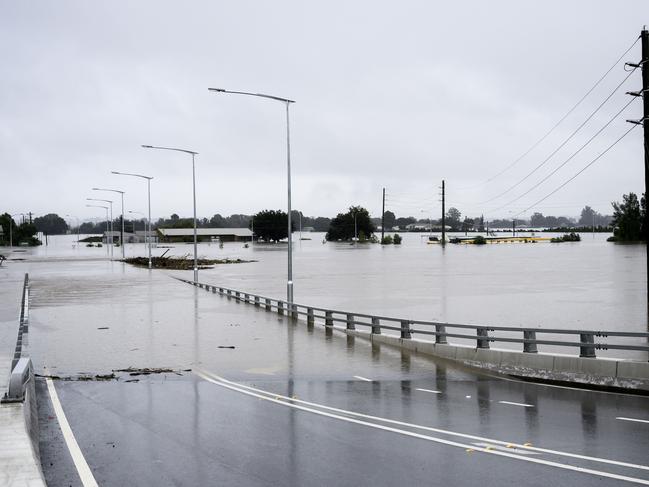 Windsor floodsThe New Windsor Bridge NSWPictureÃs Darren Leigh Roberts