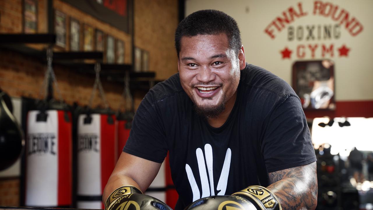 WEEKEND TELEGRAPHS SPECIAL. DECEMBER 3, 2021.Ã&#138;PLEASE CONTACT WEEKEND PIC EDITOR JEFF DARMANIN BEFORE PUBLISHING. Pictured in Prestons today is Former NRL player Joey Leilua at his first boxing training session after having Covid. Picture: Tim Hunter.