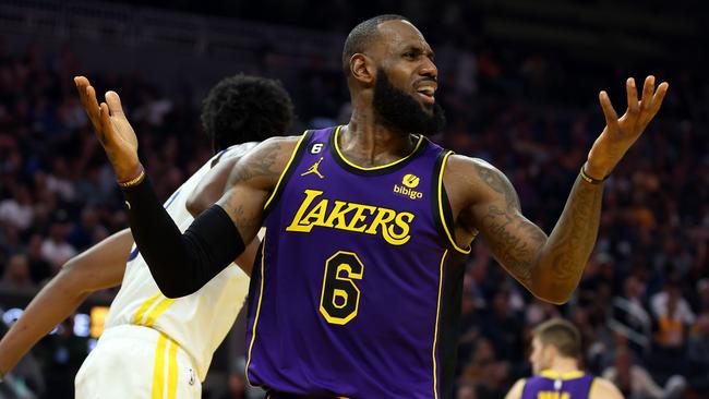 SAN FRANCISCO, CALIFORNIA - OCTOBER 18: LeBron James #6 of the Los Angeles Lakers questions a call during the 1st half of the game against the Golden State Warriors at Chase Center on October 18, 2022 in San Francisco, California. NOTE TO USER: User expressly acknowledges and agrees that, by downloading and or using this photograph, User is consenting to the terms and conditions of the Getty Images License Agreement. (Photo by Ezra Shaw/Getty Images)