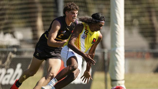 Lloyd Johnston of the Thunder competes for the ball with Brayden George of the Bushrangers during the round three NAB League Boys match between the Murray Bushrangers and the Northern Territory at Highgate Reserve on April 16, 2022 in Melbourne. Picture: Martin Keep/AFL Photos via Getty Images