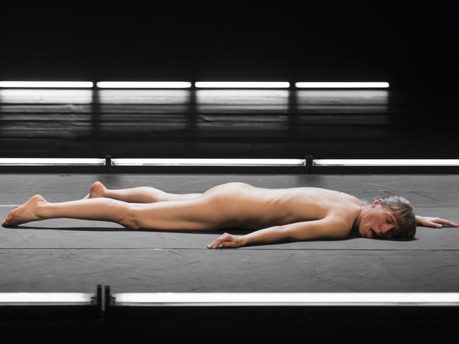 21 Pornographies_ Credit Marc Domage _2