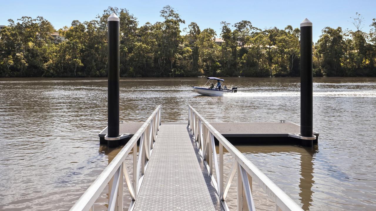 Woman’s body found in Brisbane River