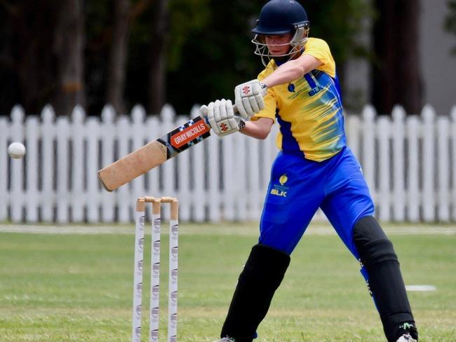 Zane Newton played junior cricket in Mackay before moving to Brisbane.