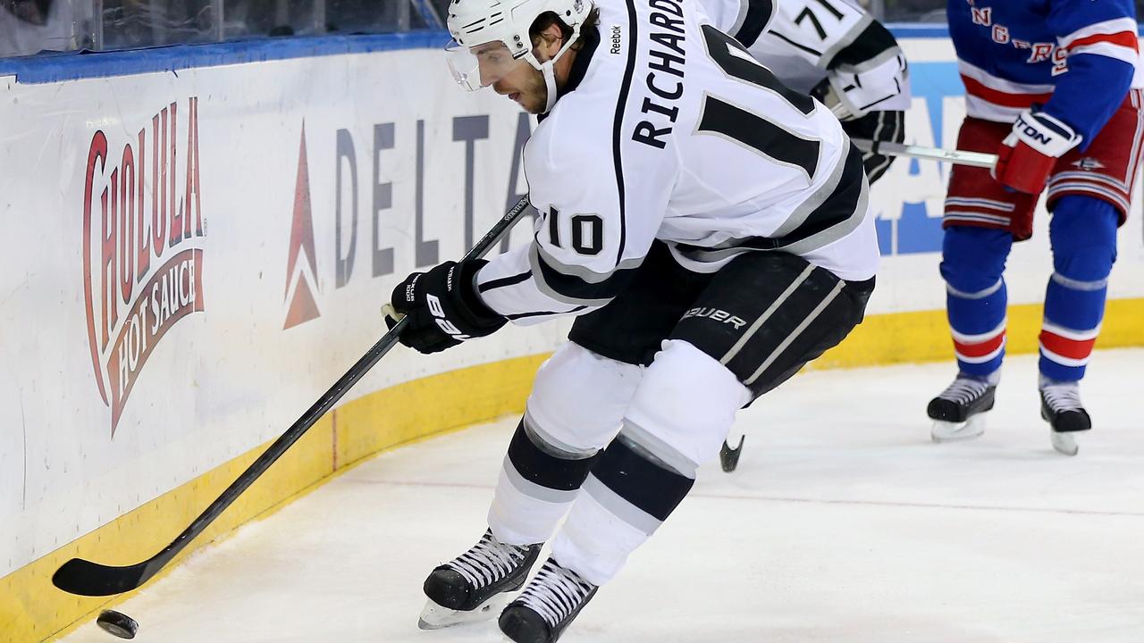 Nhl Wrap Mike Richards Returns For Kings Flyers Frustrated