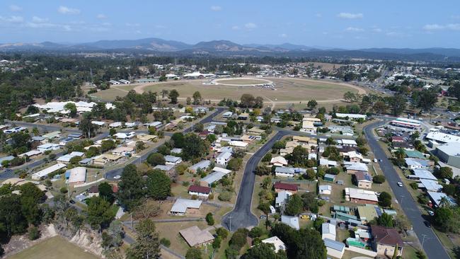 Life is expected to return to the stalled Southside sewerage scheme thanks to State Government funding. The scheme has been on hold for the past four years, with questions as to whether it would ever be resumed