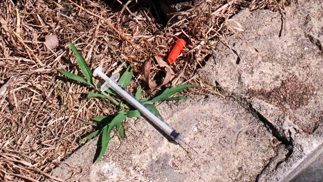 Generic image of syringe dumped by user.