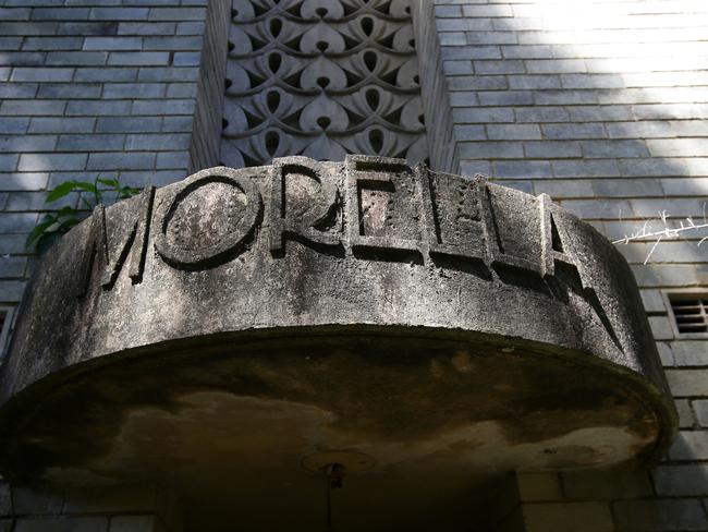 An abandoned mansion on Morella Road, Mosman that hasn't been lived in for 30 years. Picture: Jonathan Ng